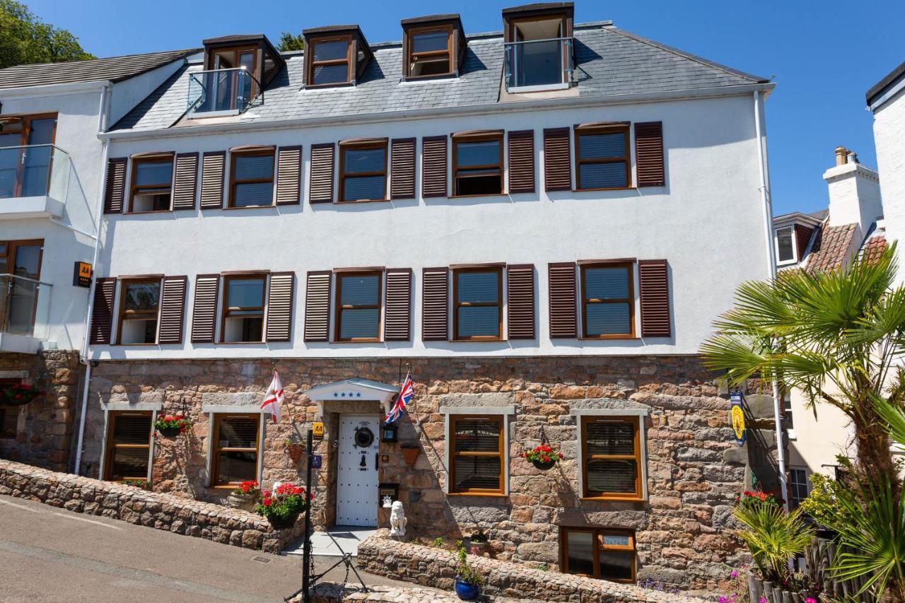 Porthole Suites St Aubin Exterior photo