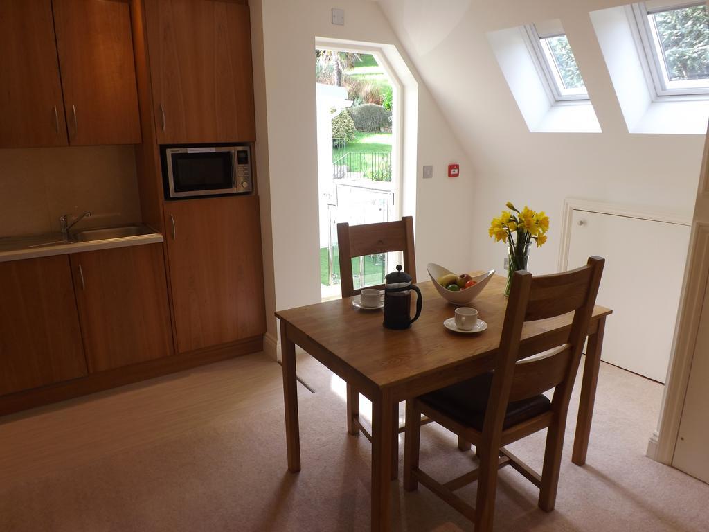 Porthole Suites St Aubin Room photo
