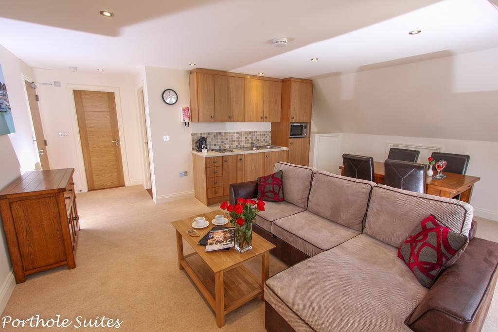 Porthole Suites St Aubin Room photo