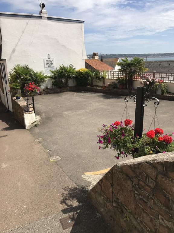 Porthole Suites St Aubin Exterior photo